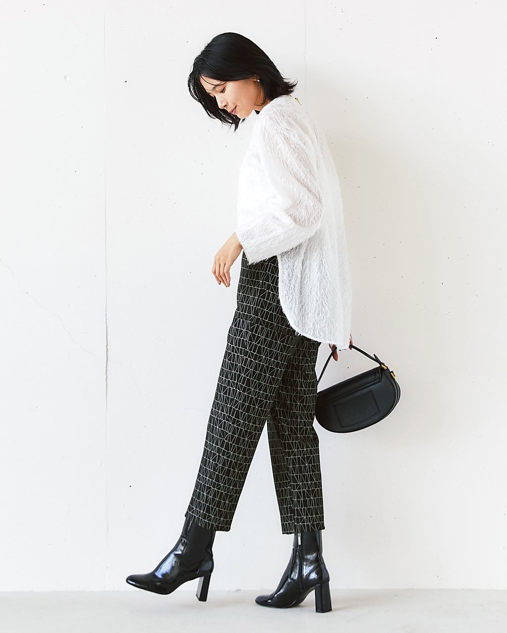 新品未使用★クルーレ　ストレッチベロアストレートスカート　ブラック crewre online shop / ストレッチベロアストレートスカート