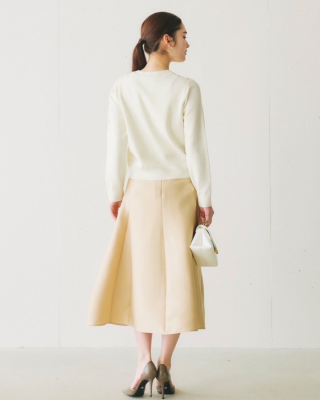 《凛子です》❤️お洒落❤️【ドゥクラッセ】カーディガン レースデザイン・ウール混カーディガン/40代50代からのレディース