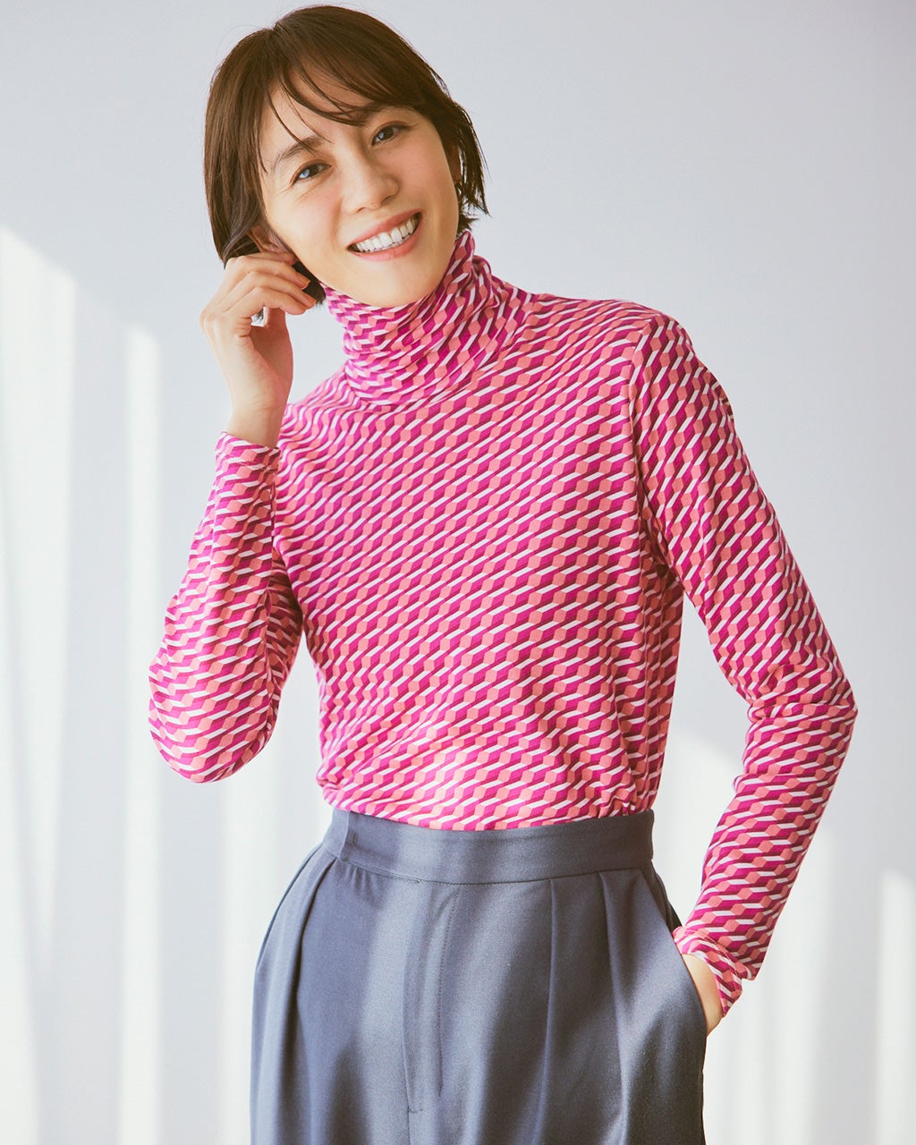 超長綿タートルネック／モダン柄/40代50代からのレディース