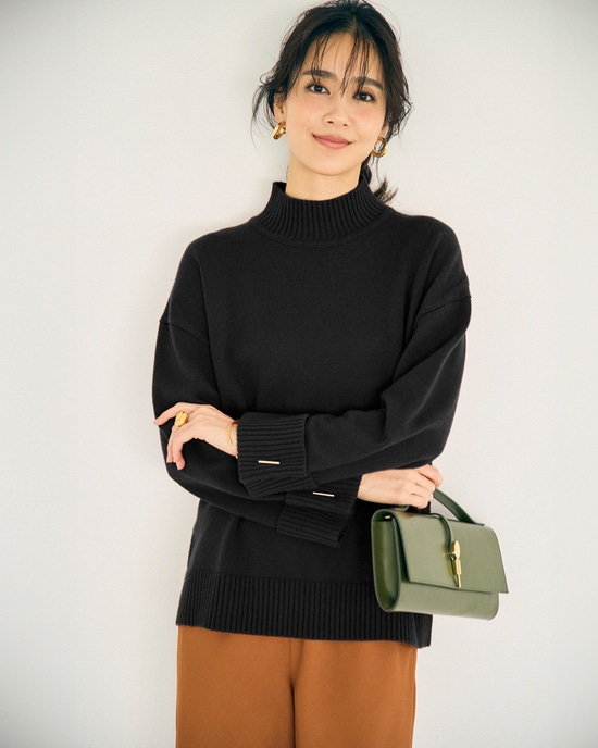 ウール混・パーツ使いハイネックセーター