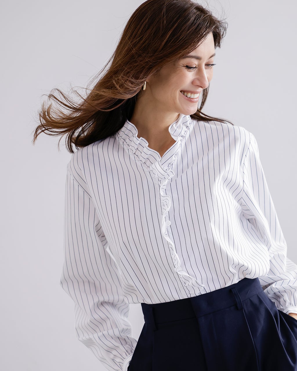 スタンドフリル・比翼ブラウス/40代50代からのレディースファッション