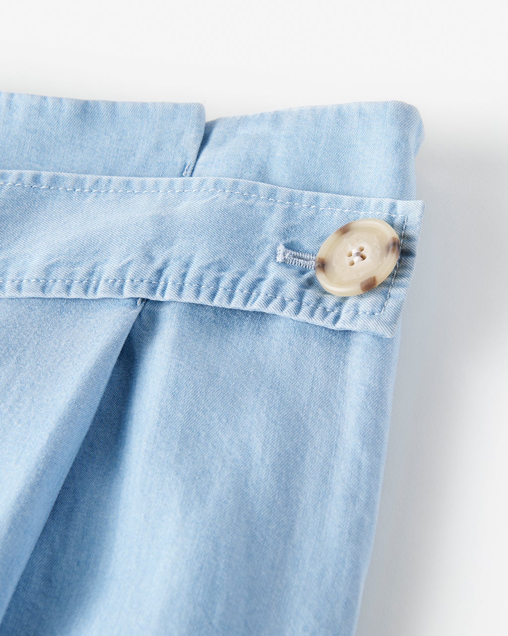 [ラバーズコンチェルト]M/美品/レディースデニムパンツ/2段階ボタン/ ラバーズコンチェルト]M/美品/レディースデニムパンツ/2段階