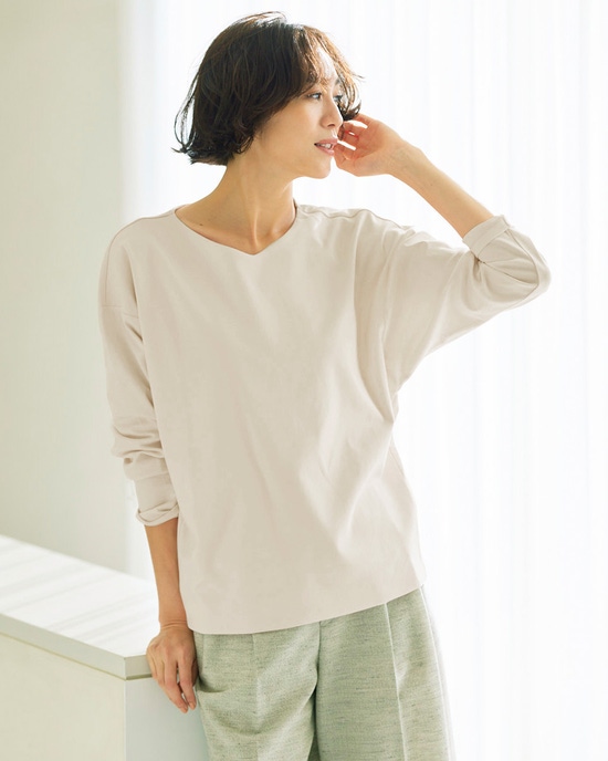 浅Vネック／ドルマン長袖ドゥクラッセTシャツ