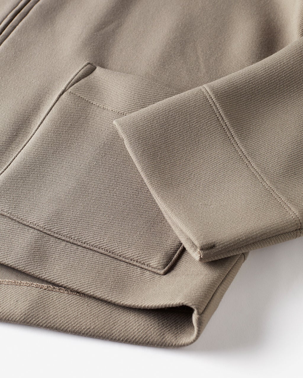 綾目ダンボールニット・ジップアップブルゾン/DoCLASSE