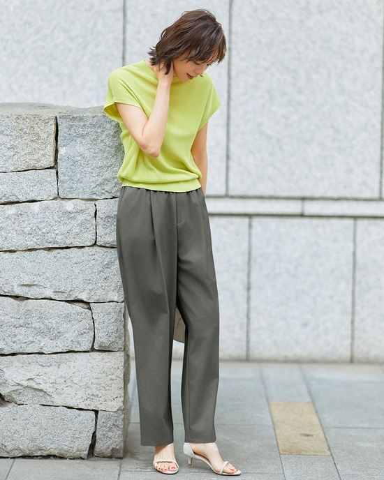 リネンタッチ・タックストレートパンツ68cm
