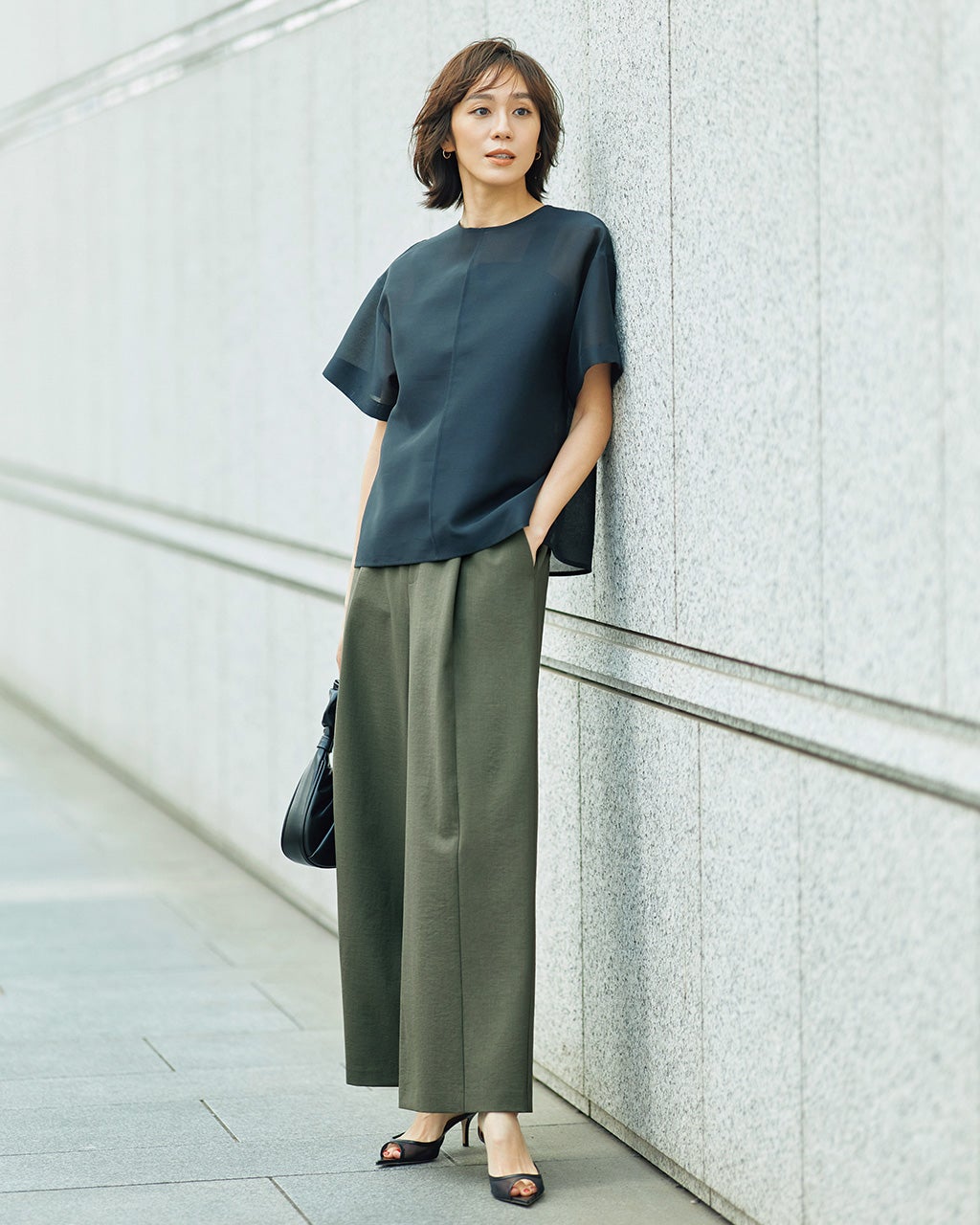 リネンタッチ・タックセミワイドパンツ64cm/40代50代からの