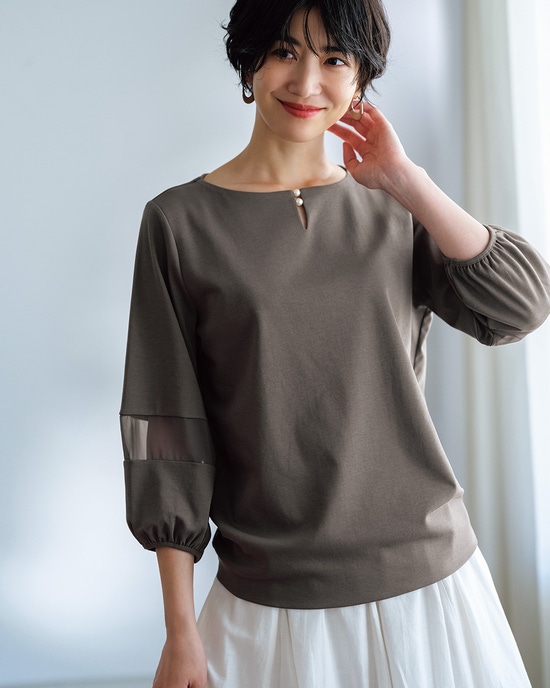 パールキーネック／7分袖・ドゥクラッセTシャツ