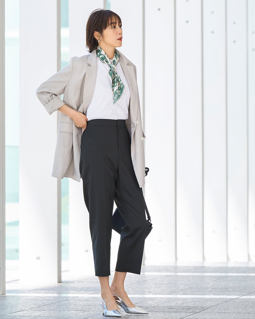 リネン混クールタッチ・サブリナパンツ／61cm/DoCLASSE