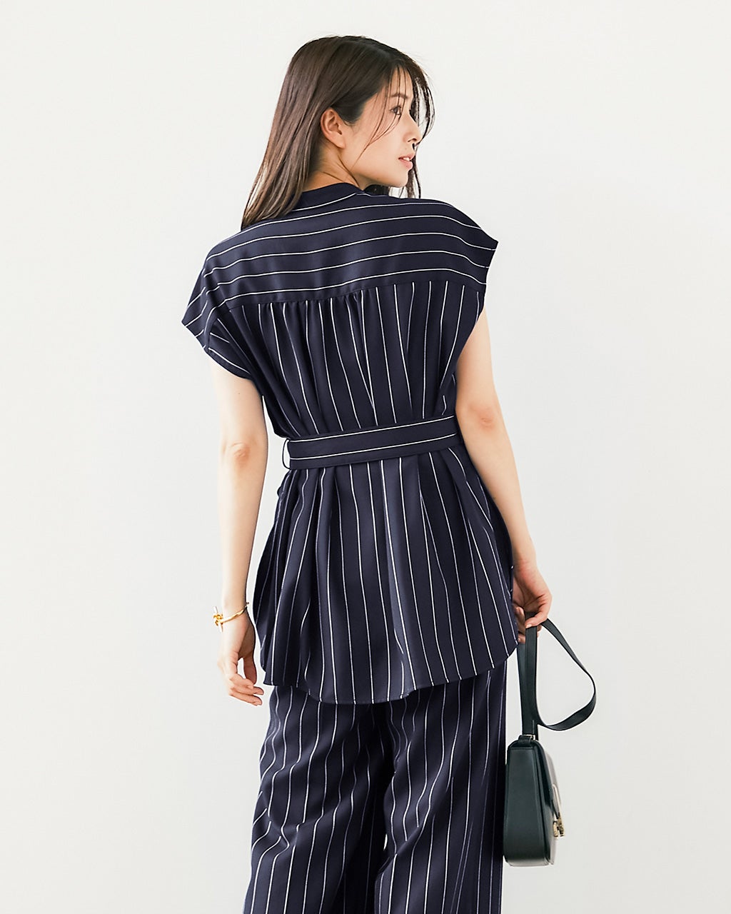 リネンタッチストライプ・バンドカラーシャツ/DoCLASSE