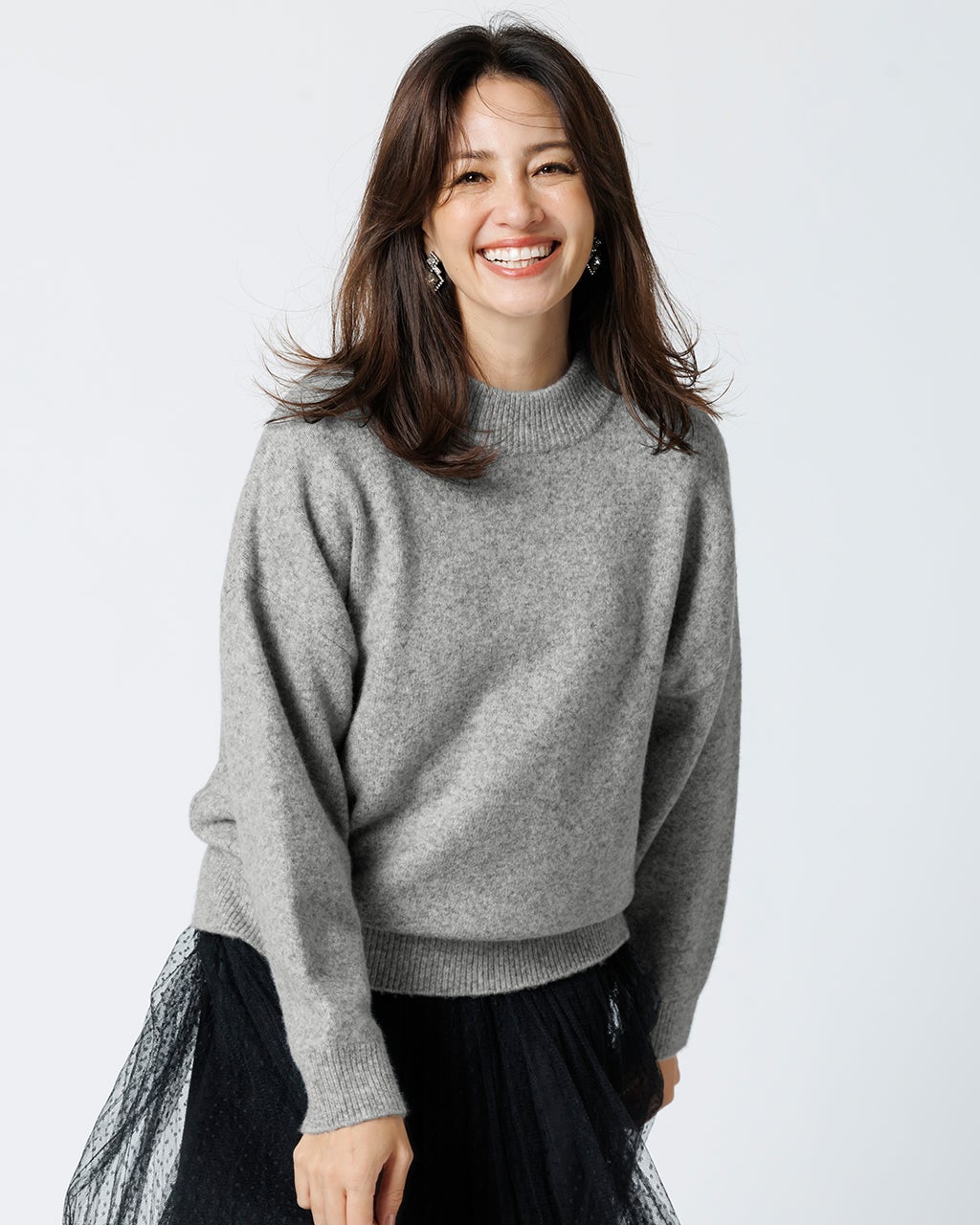 DWD グレー タートルネック セーター Dマーク DWD グレー タートルネック セーター Dマーク タートルネック