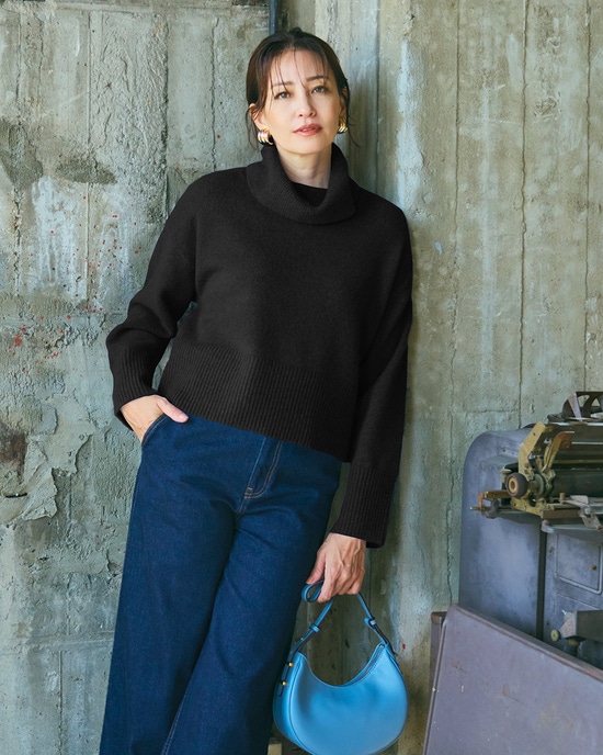 ウール混タム・クロップドタートルネックニット