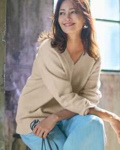 ウール混タム・Vネックロングニット