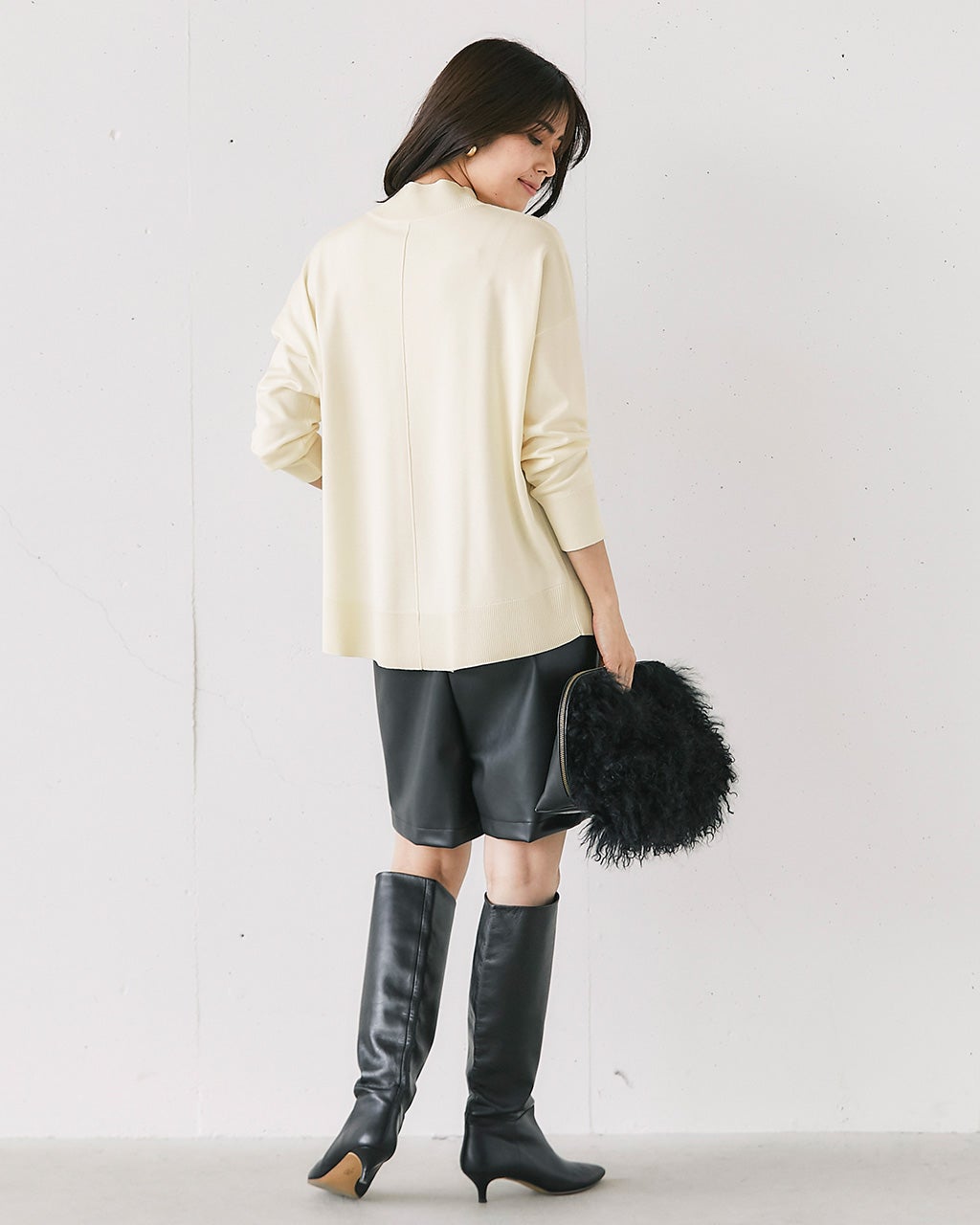 ハイネック・ドロップショルダーニット/DoCLASSE