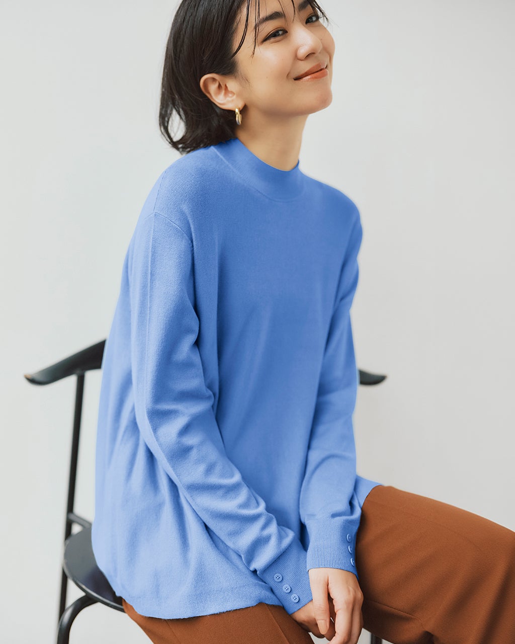 ベイジ今季新品【洗える】JULIE / シルク混カラーブロックタートルニット4 セール】 【STORY 4月号掲載】WILLOW / ハイネックニット