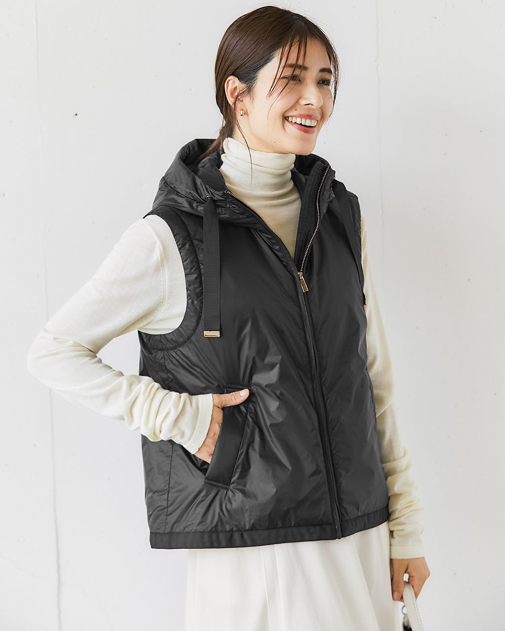 ライトタフタ・中綿フードベスト/DoCLASSE