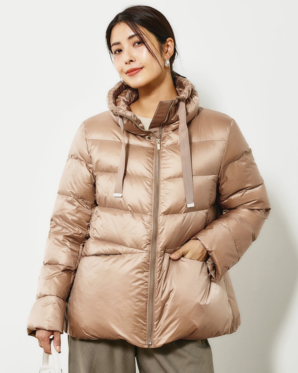 ダウンジャケット / 艶Airダウン・スタンドカラーコート 艶Airダウン・スタンドカラーコート/40代50代からのレディース