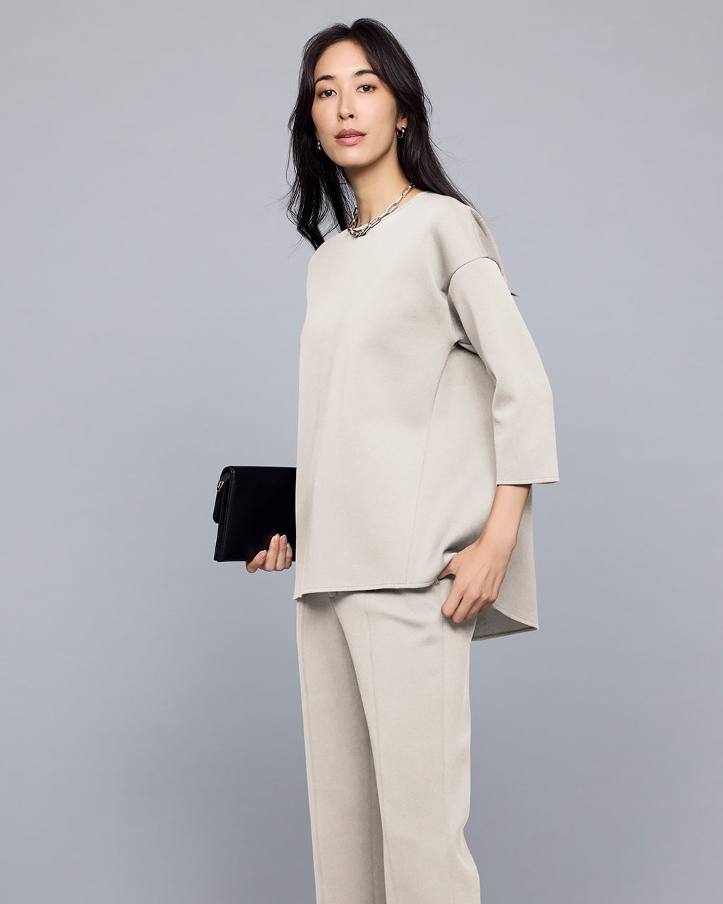 トリアセスキューバ・バックペプラムトップス/40代50代からの