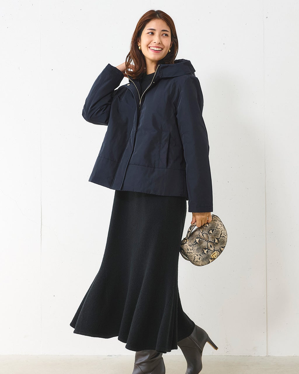 マジカルサーモ・立体フードショートコート/DoCLASSE