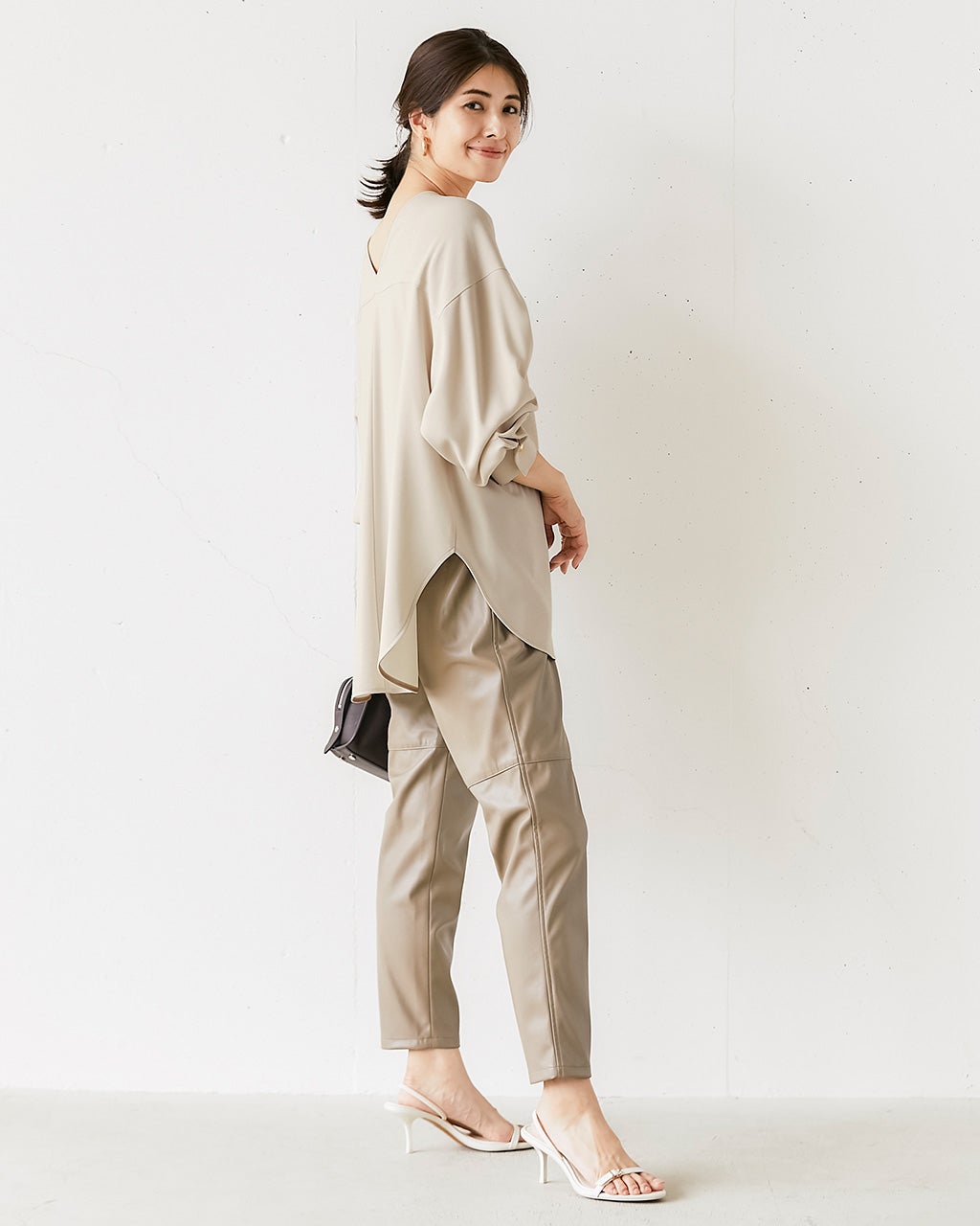 エコレザー・ギャザータックパンツ/40代50代からのレディース