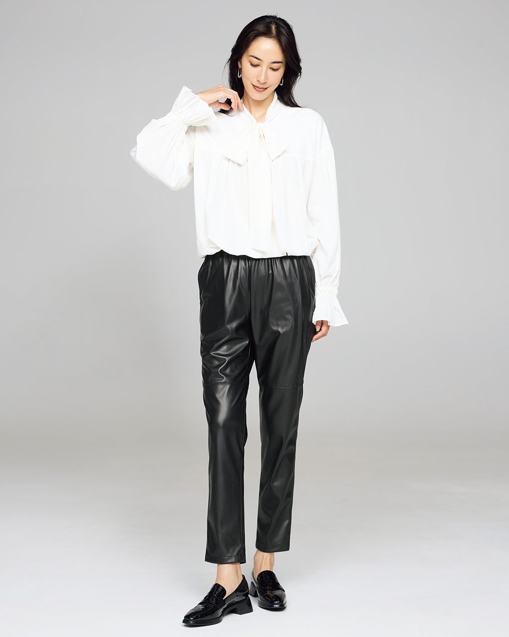 エコレザー・ギャザータックパンツ/40代50代からのレディース