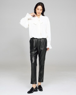 エコレザー・ギャザータックパンツ