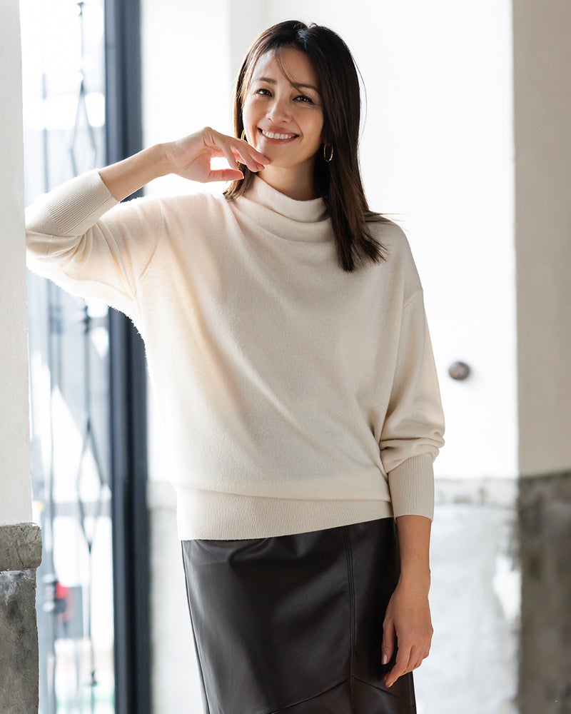 カシミヤ混・ハイネックニット 詳細画像 アイボリー 1