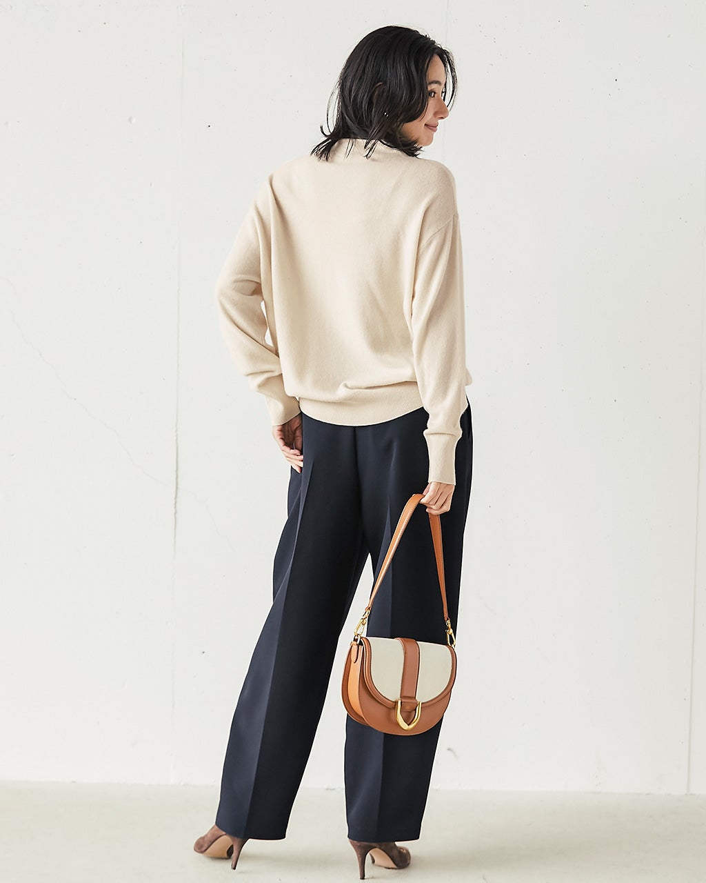 カシミヤ混・ハイネックニット/DoCLASSE