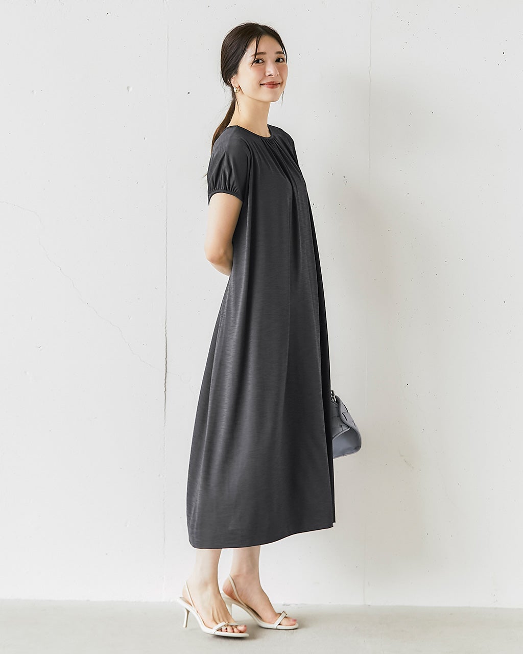 vanessa様 VANESSA SCOTT | パンツ フューシャ レディース | YOOX