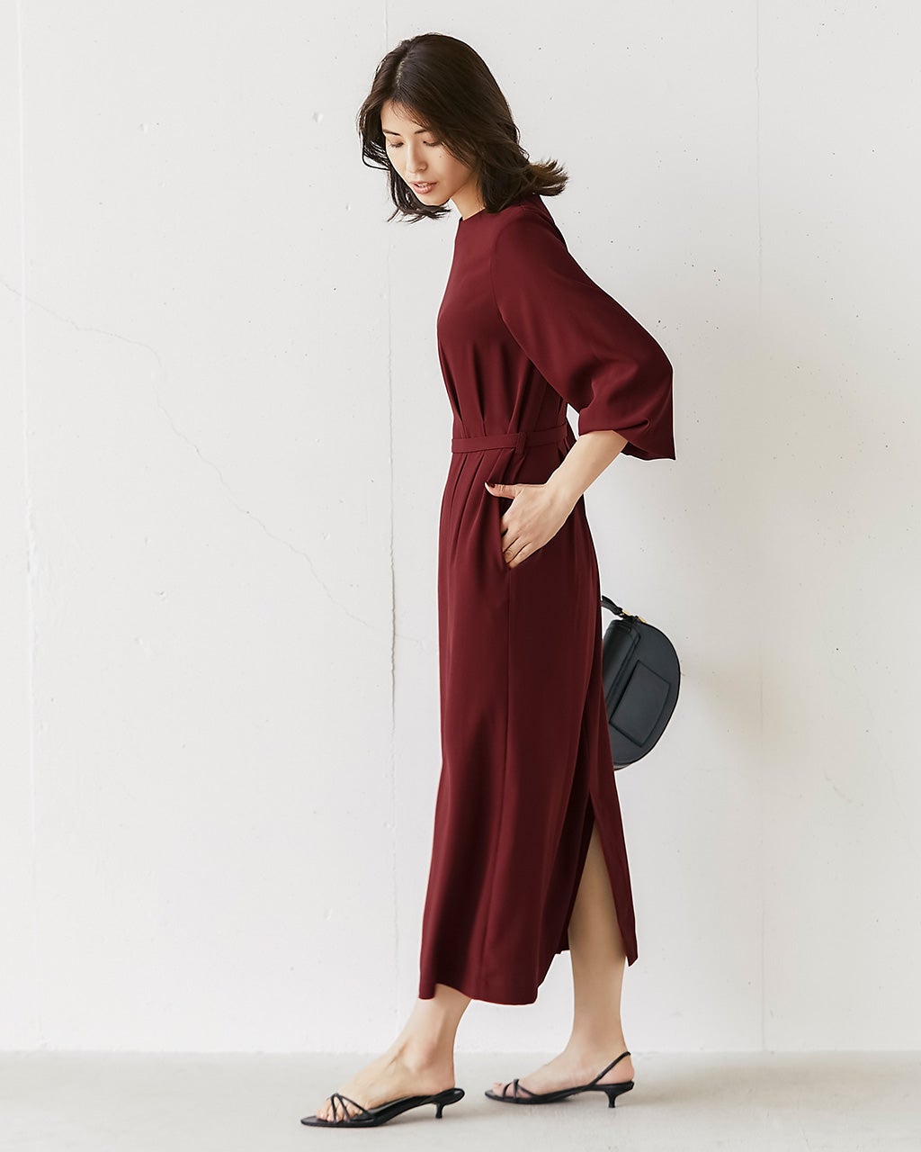 【新品タグ付】DAKS ウールワンピース ボルドー 40 ジョーゼット・ウエストタックワンピベルト付/DoCLASSE