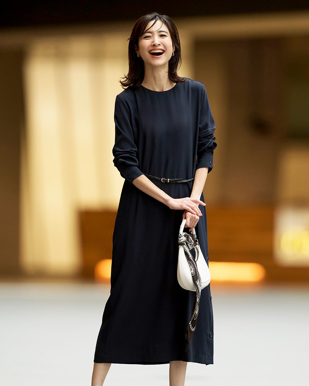 ジョーゼット・裾ボタンサックワンピベルト付/DoCLASSE