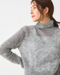 スーパーキッドモヘア・シアーハイネックニット