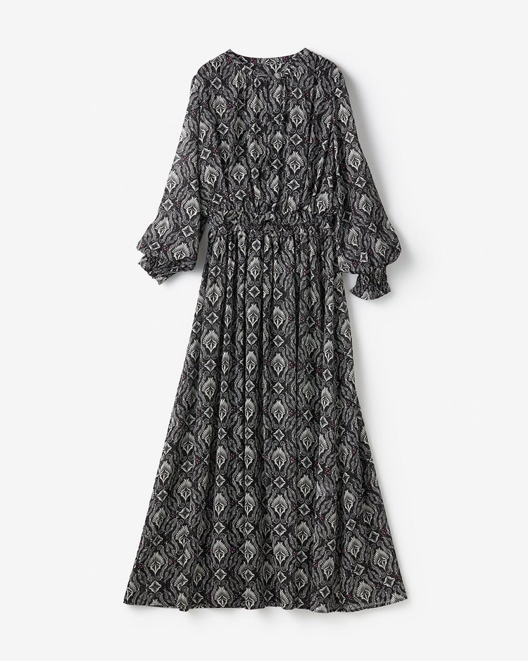 プリントジャカード・ギャザーワンピース 詳細画像 ブラックパターン 4