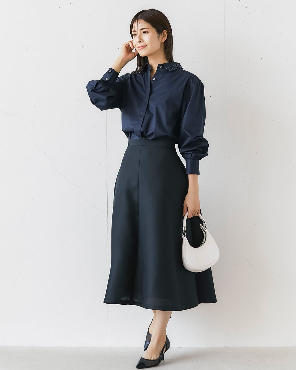 レース衿・スパンコール刺繍シャツ/DoCLASSE