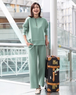 ライトダンボールニット・セミワイドパンツ