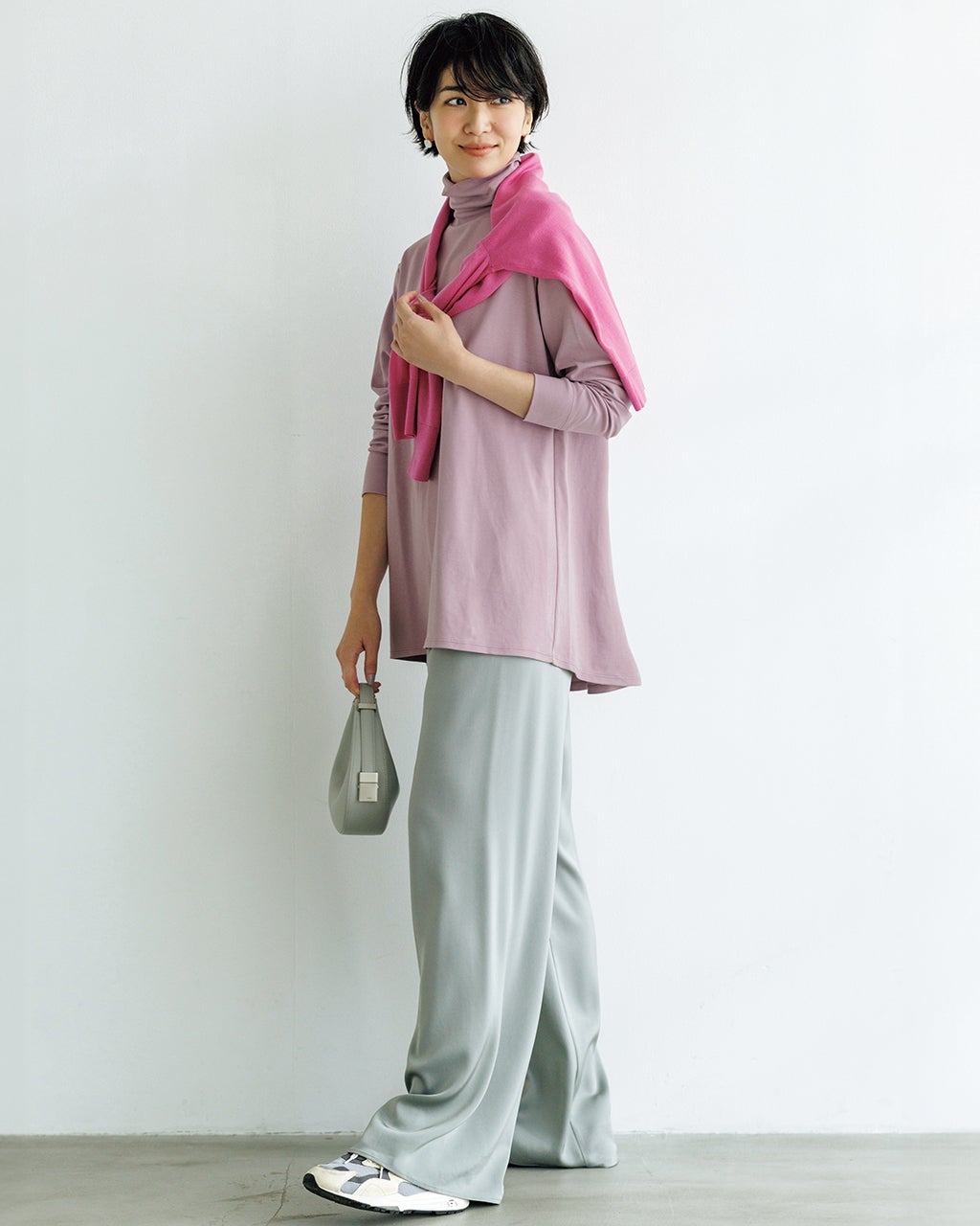 【トクコプルミエヴォル】七分袖トップス チュニック 黒 プリントT 綿(F) 美品】トクコプルミエヴォル チュニック 総柄 ブラック 9号