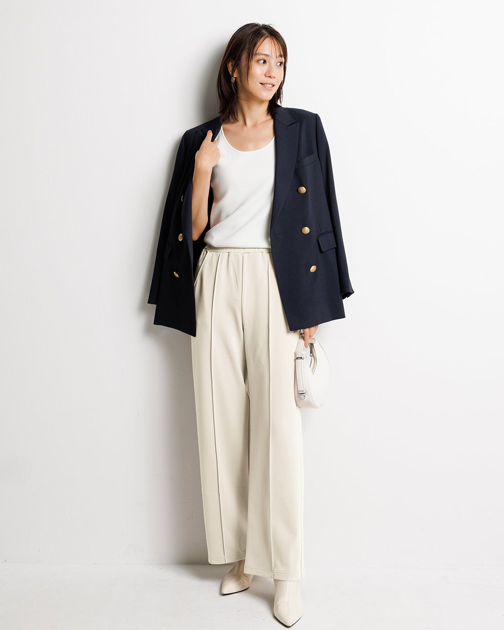 ブラウス　ホワイト　F 新品 セール】 トリアセハイテンションショート丈ブラウス （シャツ