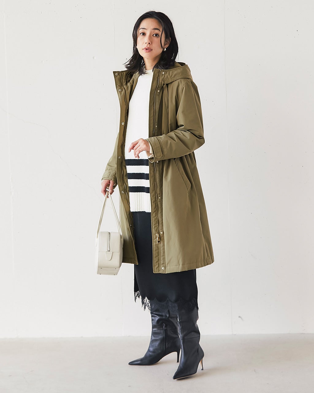 DoCLASSE　マジカルサーモグログランコート／立体フード　M マジカルサーモ・グログランコート／立体フード/DoCLASSE