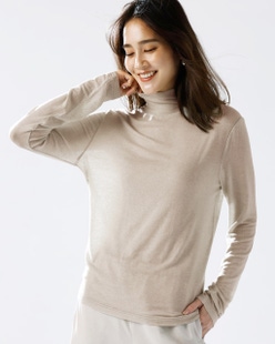スキンタッチウール・ハイネック