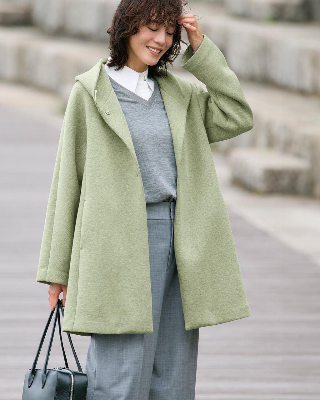 【美品】スコットクラブ ライトグリーン フード付きコート エアーライトフォルム・立体フードコート/40代50代からのレディース