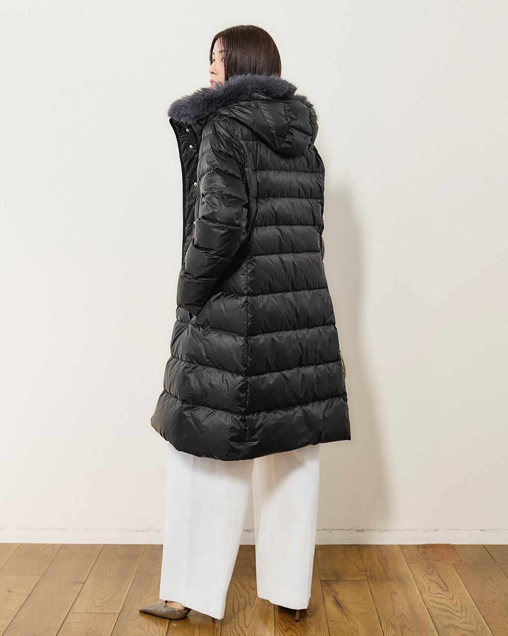 艶Airダウン・エコファーフードロングコート/DoCLASSE
