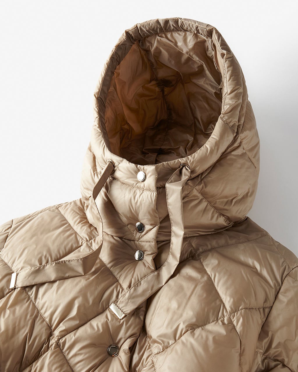 光沢タフタ・ダイヤキルトロングダウンコート/DoCLASSE