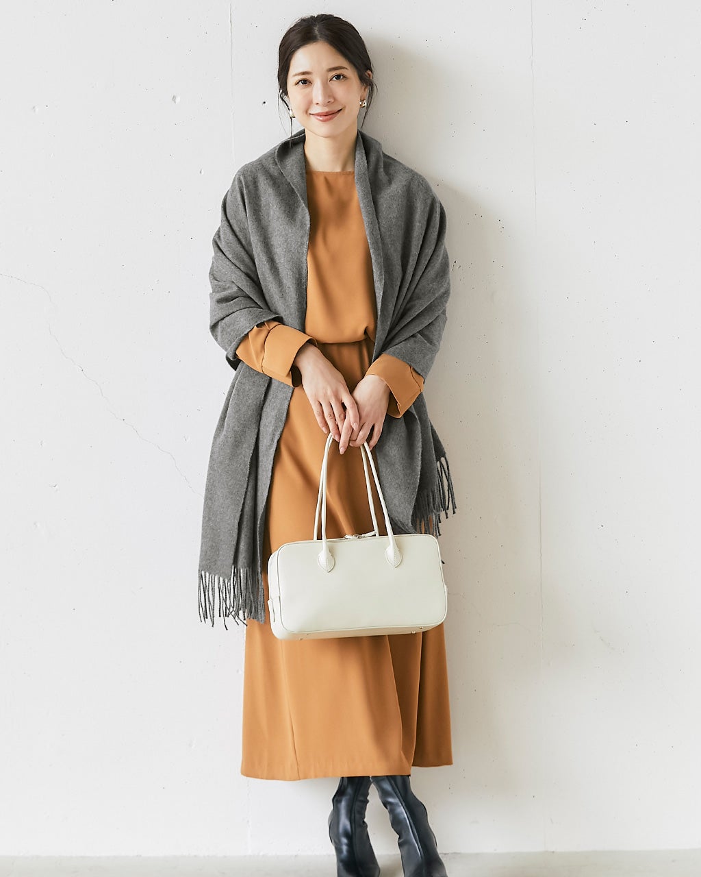 カシミヤタッチ・エアリーストール/DoCLASSE