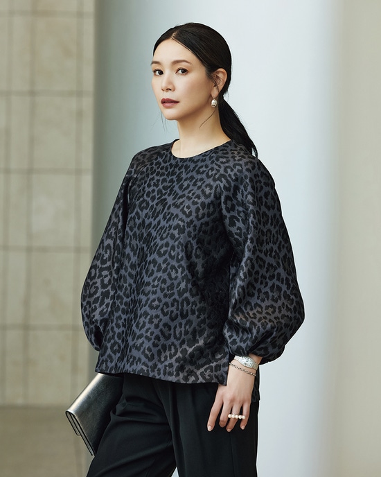 レオパードジャカード・フォルムブラウス