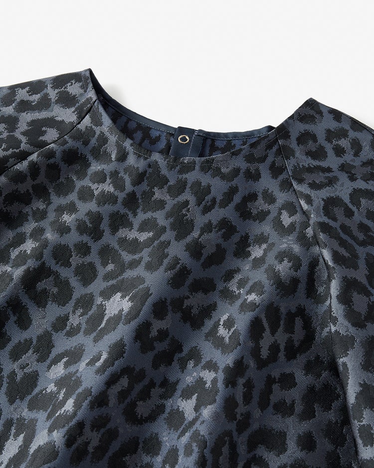 レオパードジャカード・フォルムブラウス 詳細画像 ネイビーパターン 3