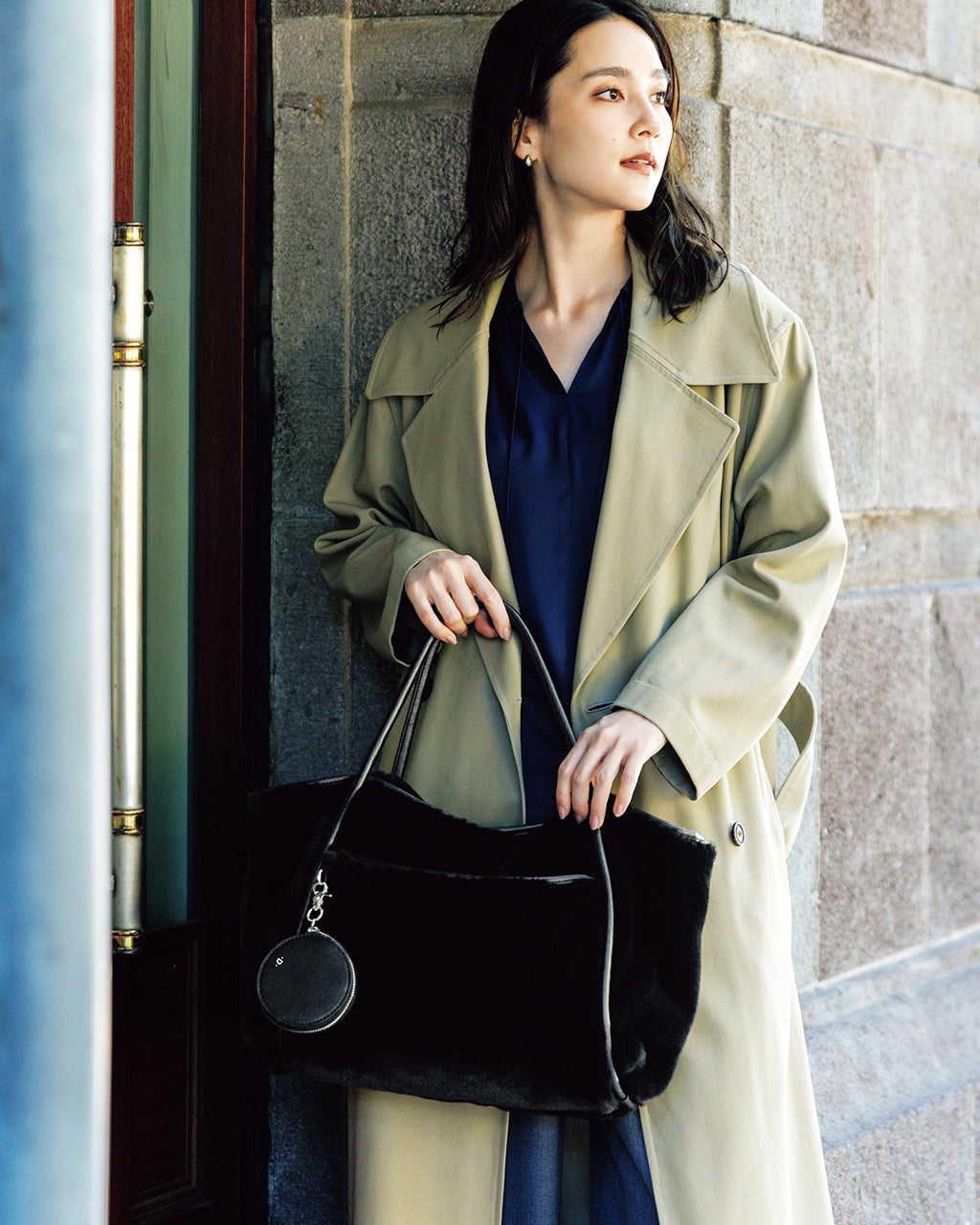 ドゥクラッセ 二重織りワッシャーツイル・2WAYトレンチ ブラック 9 新品 ドゥクラッセ 二重織りワッシャーツイル・2WAYトレンチ ブラック