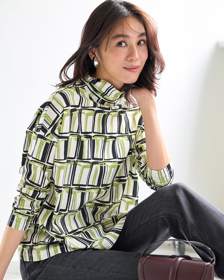 超長綿・抜け感ハイネック／総柄 詳細画像 グリーン・パターン 1