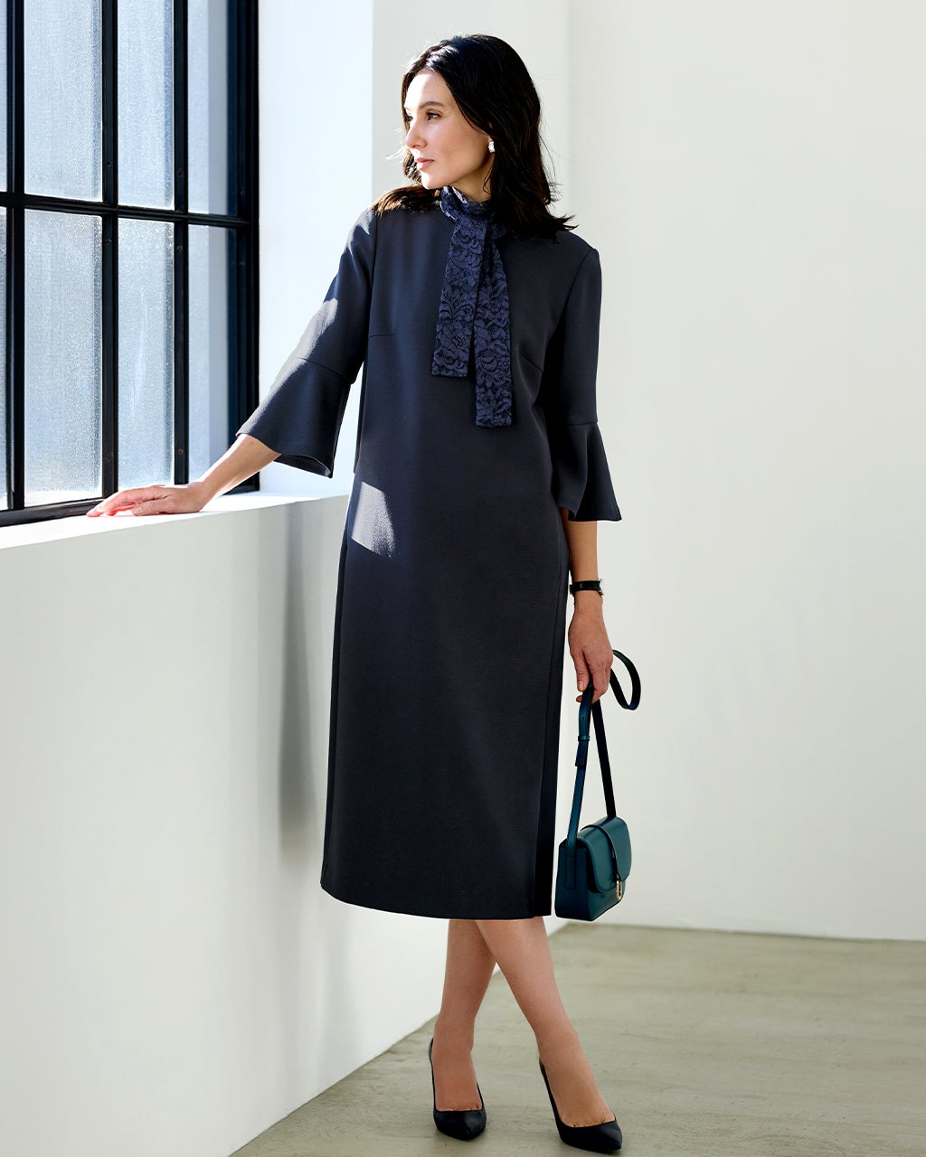 二重織カルゼ・ベルスリーブワンピース/DoCLASSE