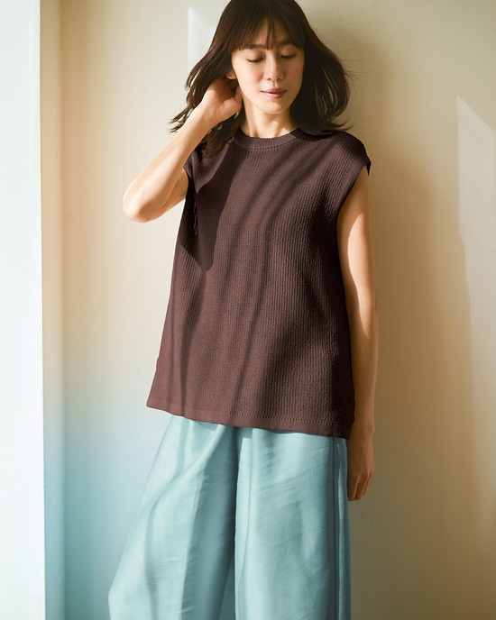 片畦サマーニット・バックスリットベスト