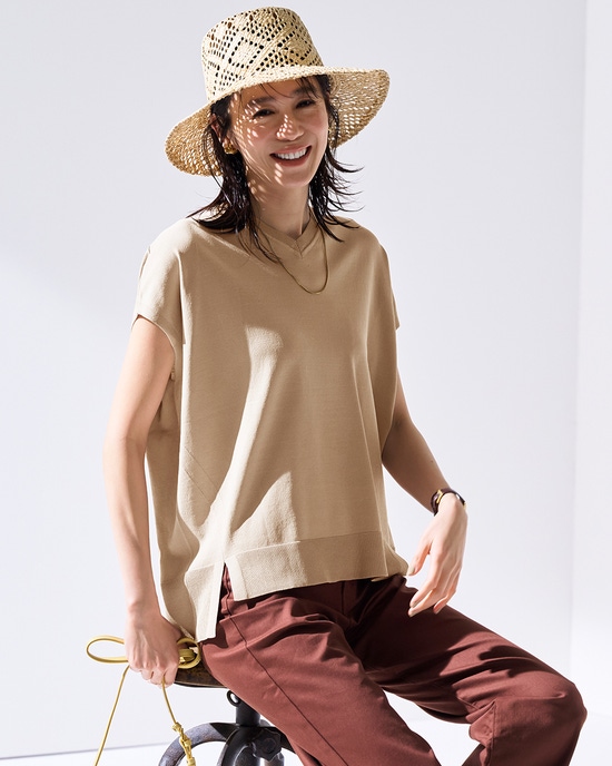 UVクールニット・Vネックトップス