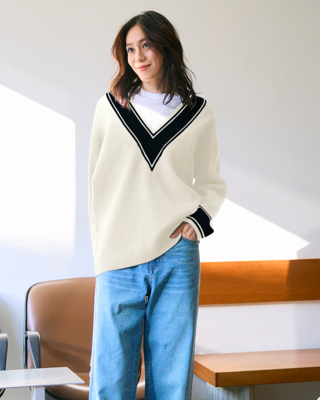 コットン混・配色Vネックセーター/DoCLASSE